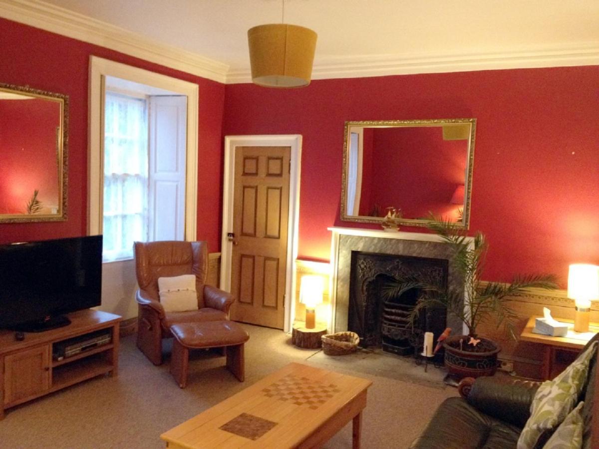 F1- Very Nice City Centre Apartment Единбург Екстер'єр фото