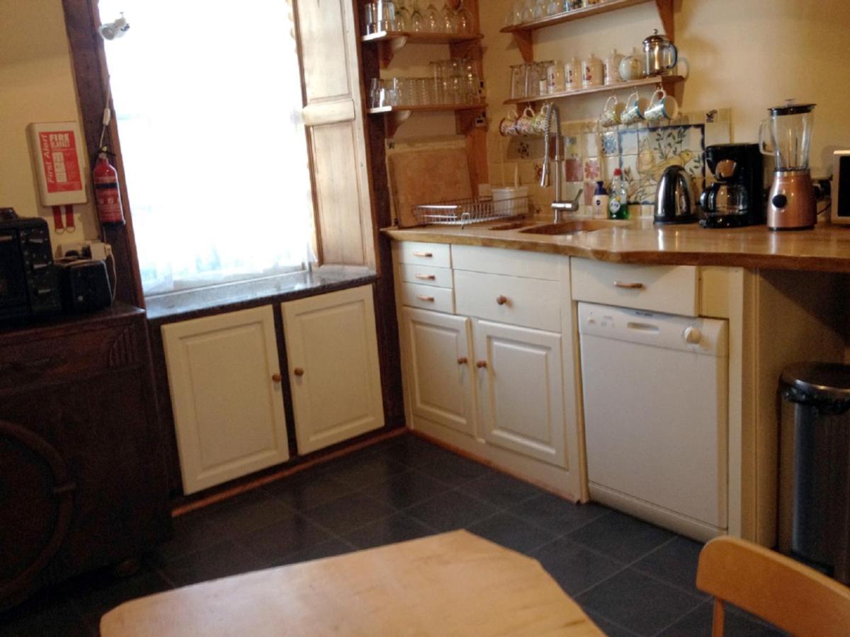 F1- Very Nice City Centre Apartment Единбург Екстер'єр фото