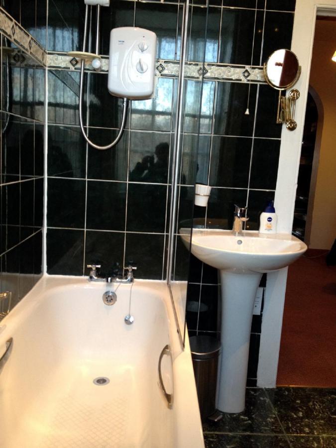 F1- Very Nice City Centre Apartment Единбург Екстер'єр фото
